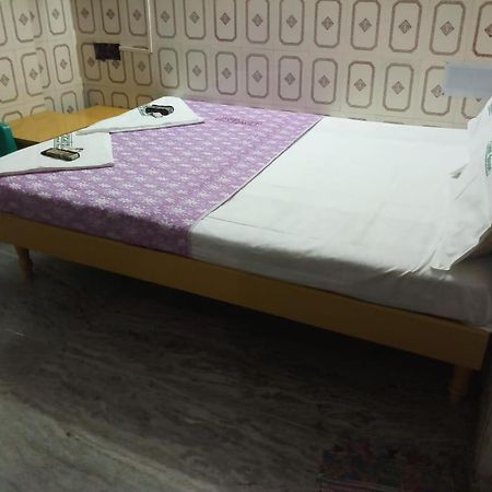 Perfect Guest House Madras Buitenkant foto