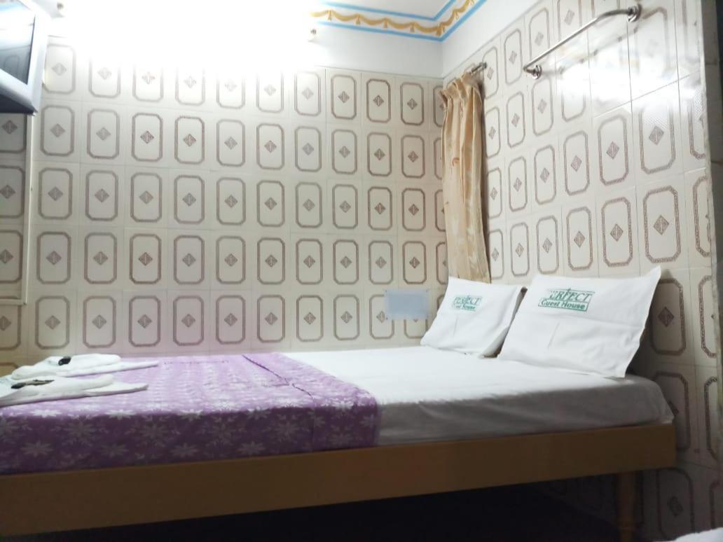 Perfect Guest House Madras Buitenkant foto